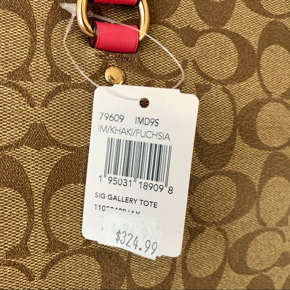 SOLD Coach Gallery Tote in Signature canvas and Fuchsia Pink Purse - Picture 8 of 8